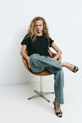 PATENT FINISH HEELED SANDALS