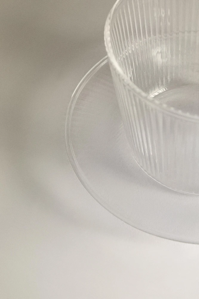 BOROSILICATE GLASS TEACUP AND SAUCER
