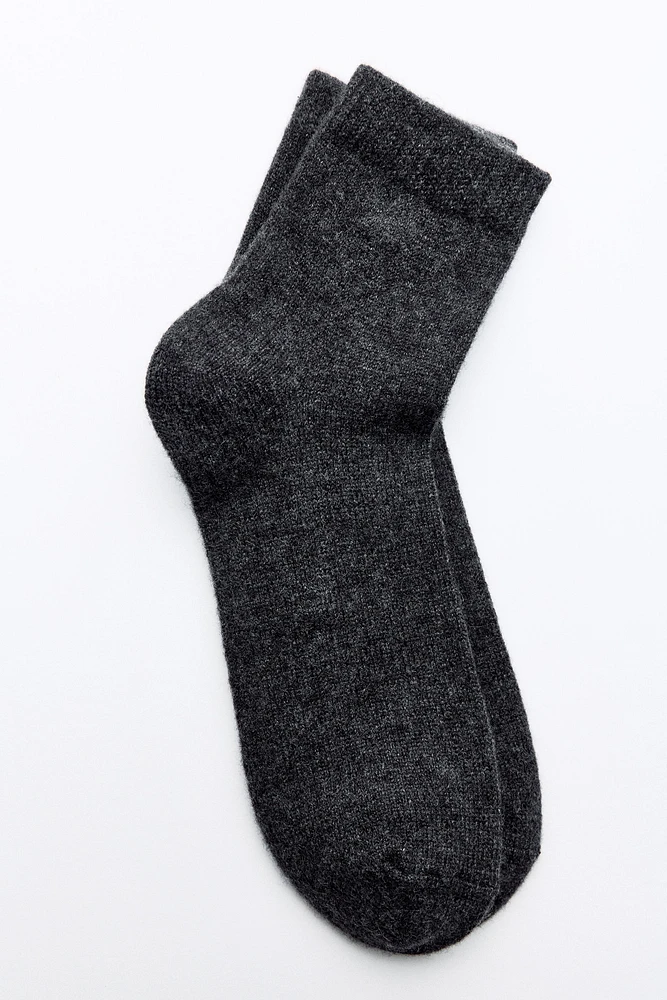 CASHMERE SOCKS