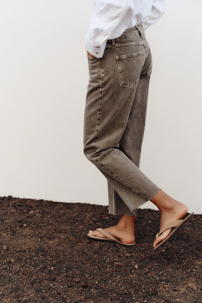 Z1975 HIGH-WAISTED STRAIGHT ANKLE JEANS