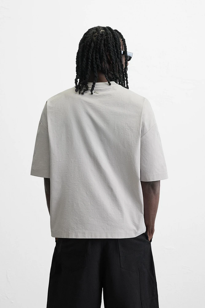 T-SHIRT TECHNIQUE COUPE DÉCONTRACTÉE