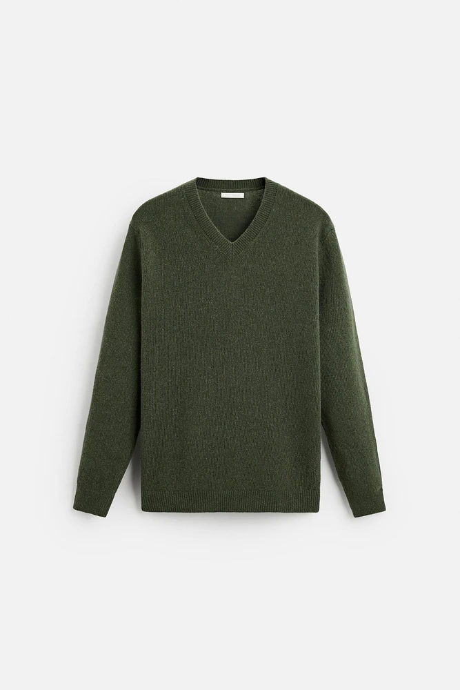 WOOL BLEND SWEATER