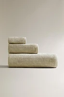 STRIPED TEXTURED BATH TOWEL
