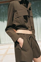 CHEMISE COURTE AVEC POCHES COLLECTION ZW