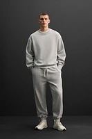 CREW NECK SWEATSHIRT