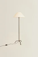 TRIPOD BASE FLOOR LAMP