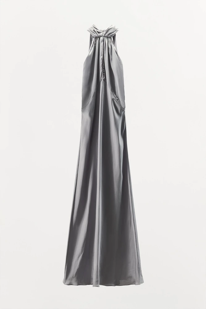 ROBE SATINÉE CAPE LIMITED EDITION