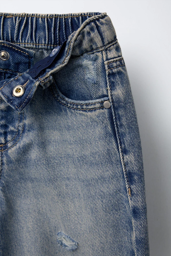 RIPPED BAGGY JEANS