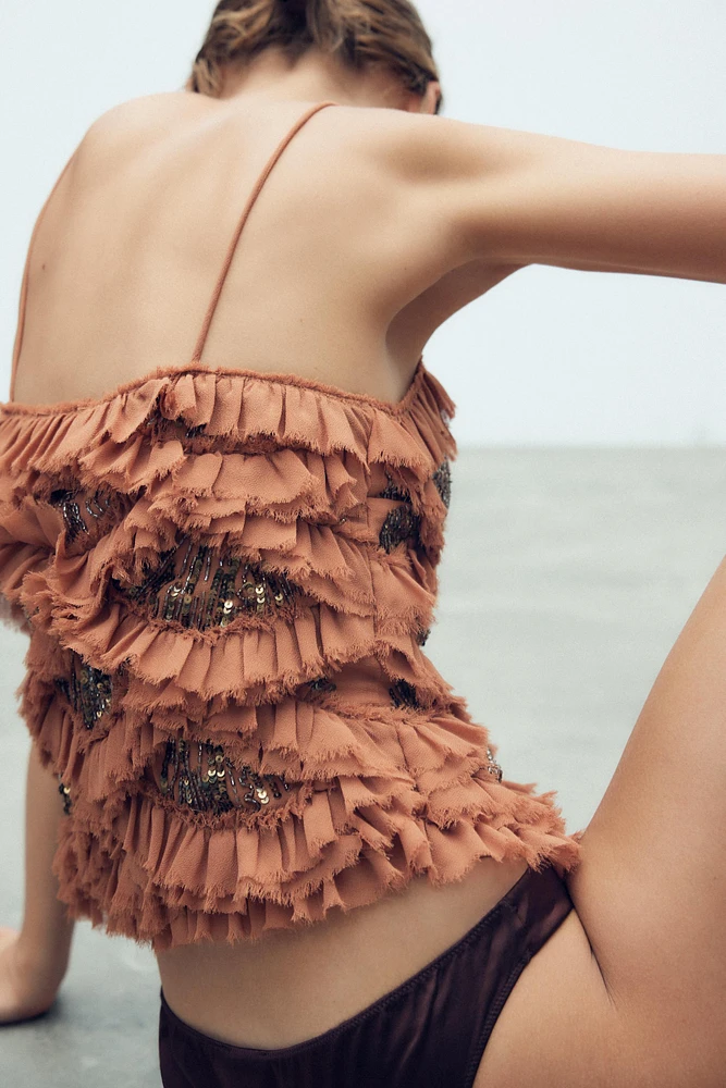 EMBROIDERED RUFFLED TOP