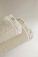TEXTURED COTTON BATH TOWEL