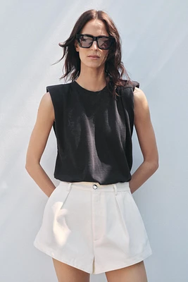 T-SHIRT EFFET DÉLAVÉ AVEC ÉPAULETTES