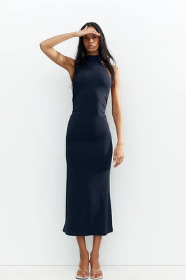 ROBE LONGUE HALTER PLISSÉE