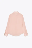 CHEMISE AVEC RELIEF SUR LE DEVANT