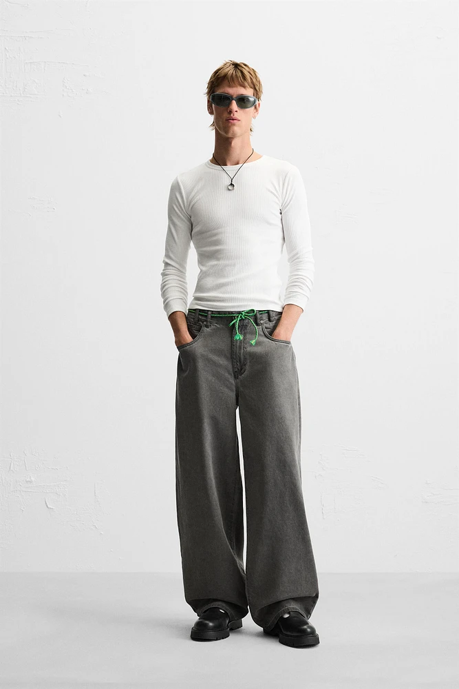 BALLOON FIT JEANS