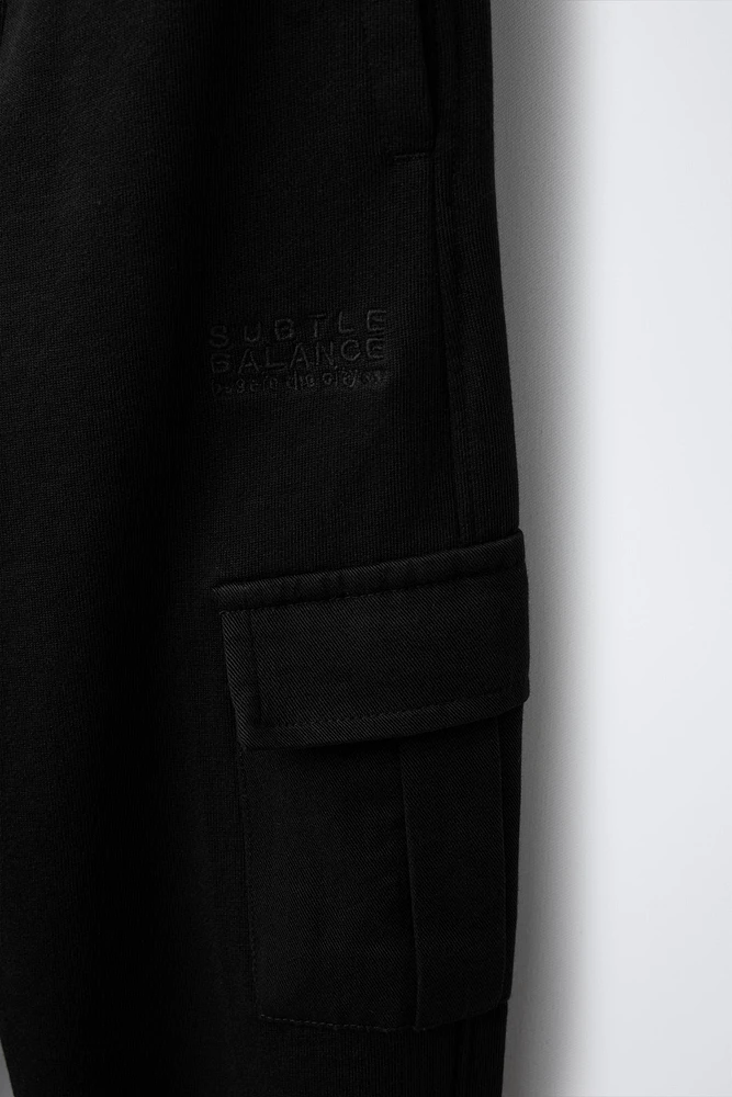 EMBROIDERED CARGO JOGGER PANTS