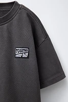 PLAIN T-SHIRT WITH LABEL