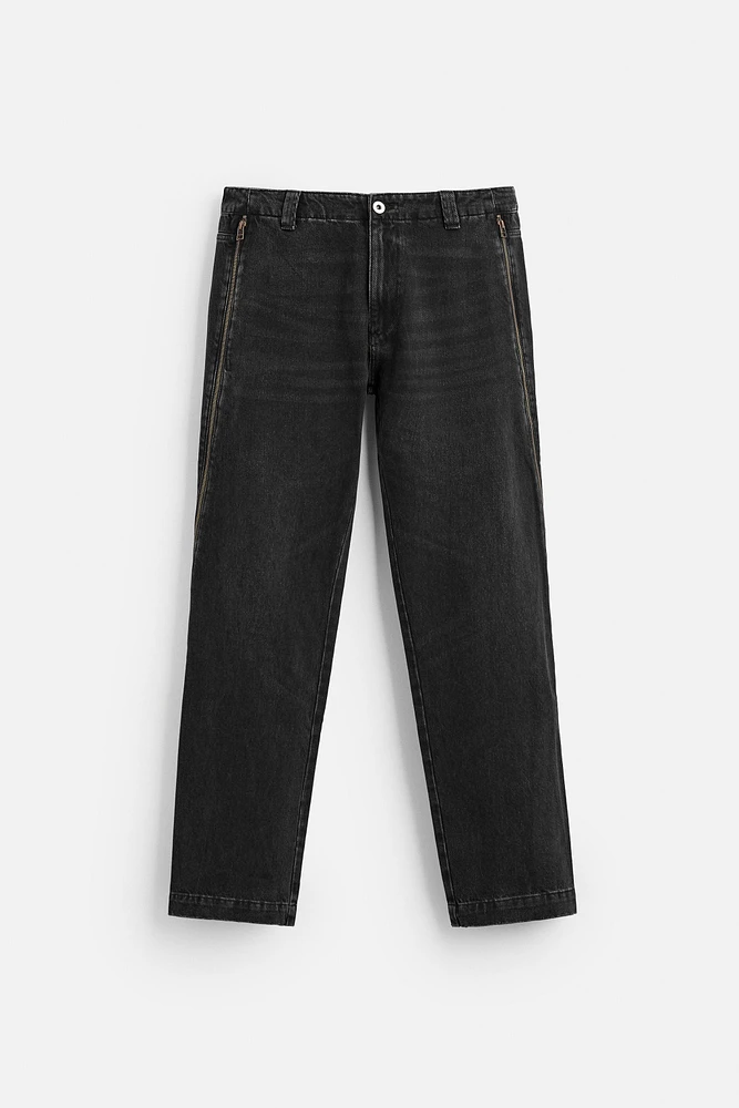 FLARE FIT ZIPPERED JEANS