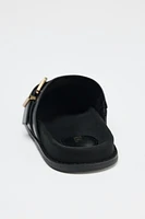 METALLIC BUCKLE CLOGS