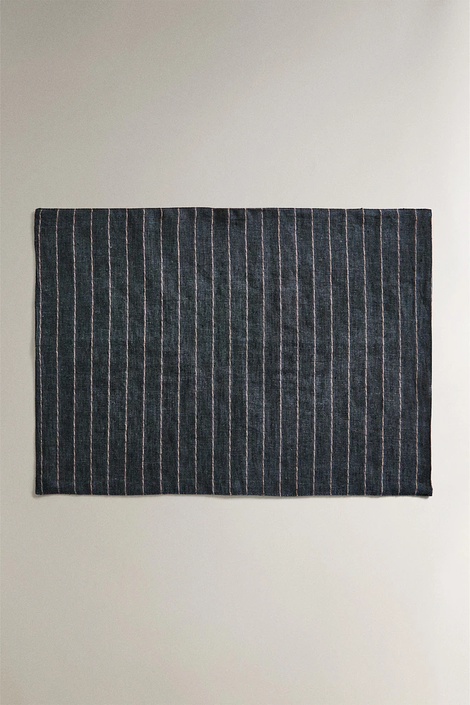 DOUBLE-LAYER LINEN PLACEMAT