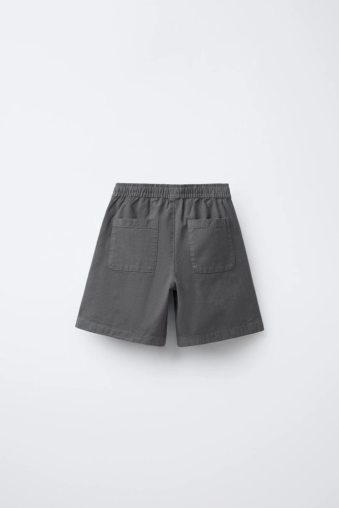 WIDE FIT COTTON SHORTS WITH LABEL