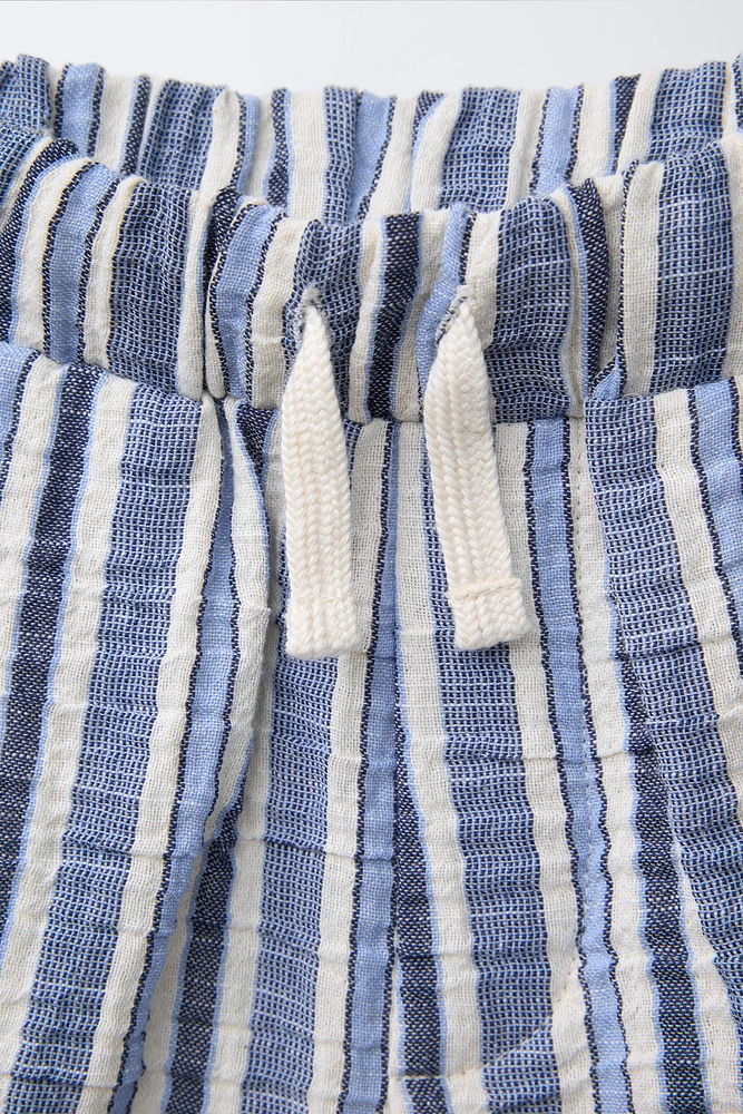 STRIPED TEXTURE SHORTS