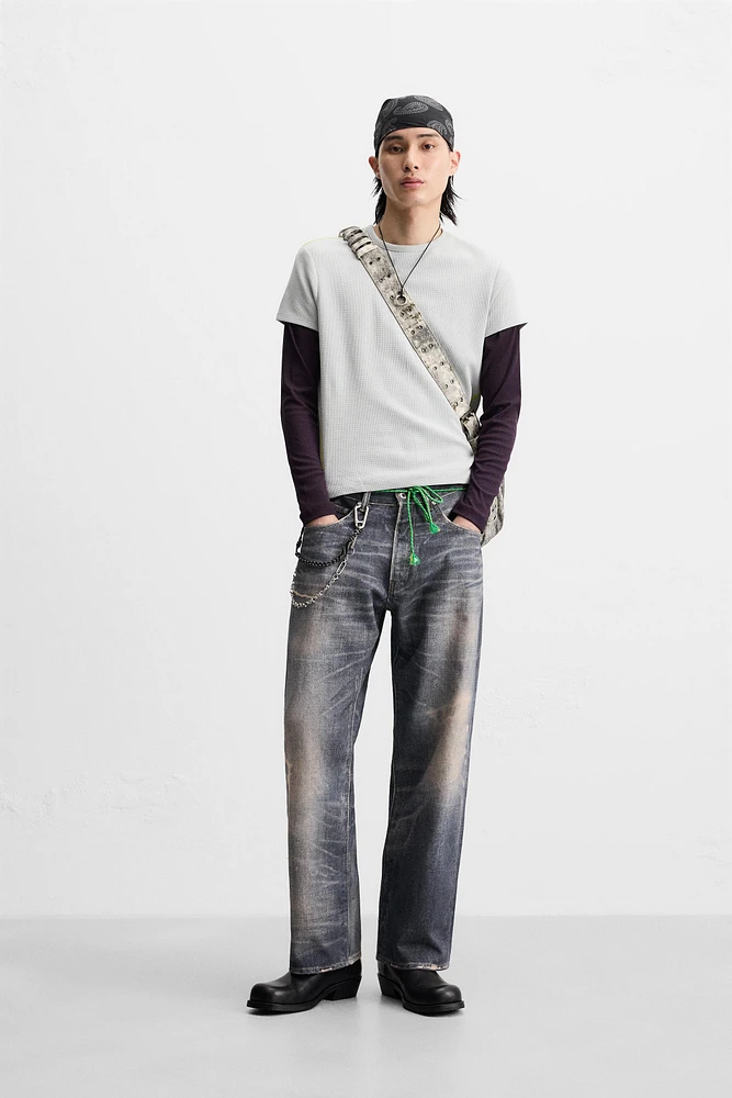 TEXTURED CROPPED FIT T-SHIRT