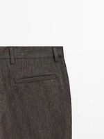 Faded total look linen trousers