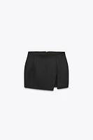 SLIT MINI SKIRT