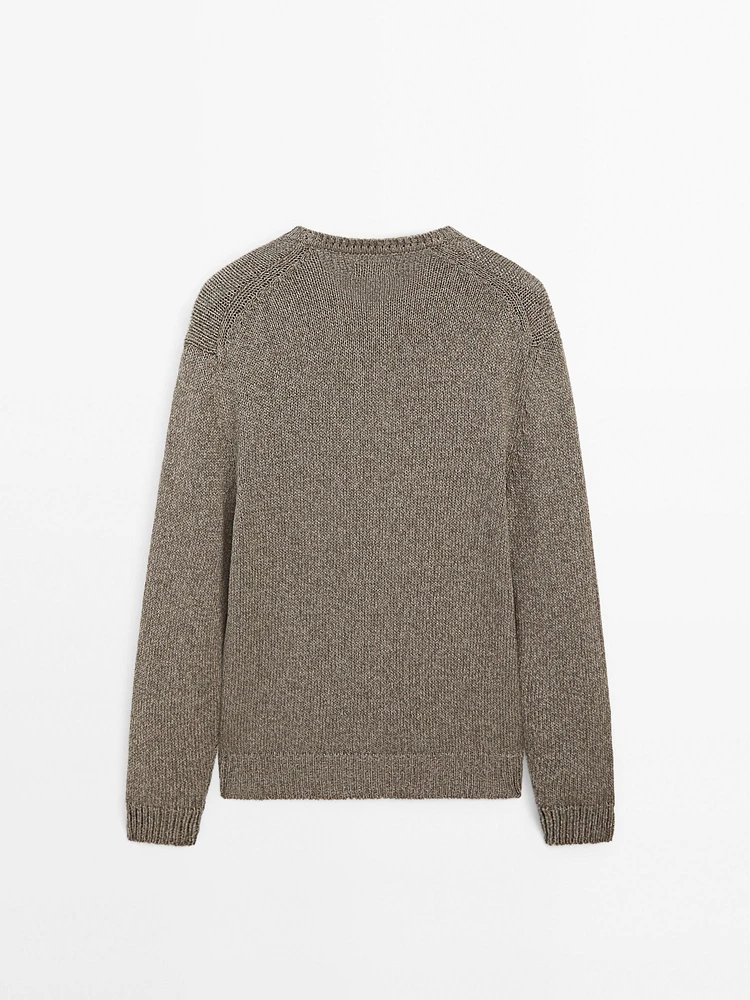 Pull en maille à col V chiné