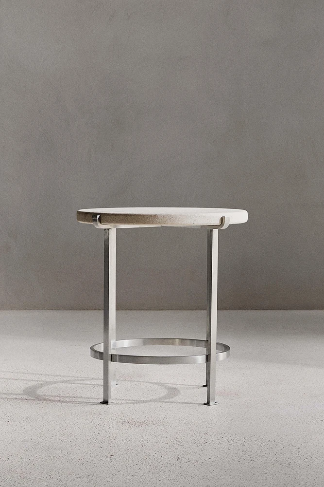 SIDETABLE 06