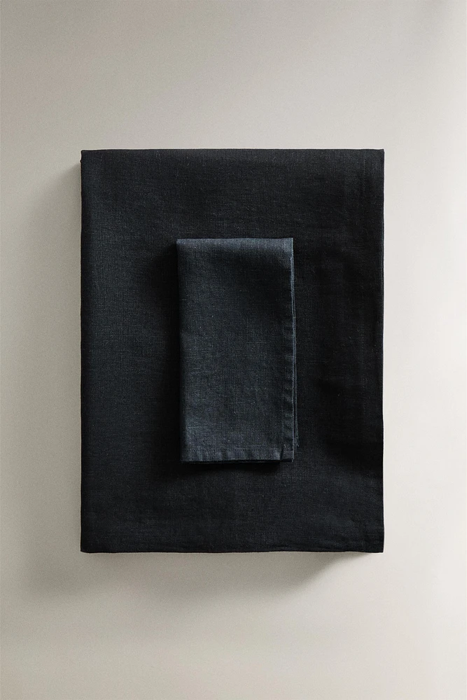 WASHED LINEN TABLECLOTH