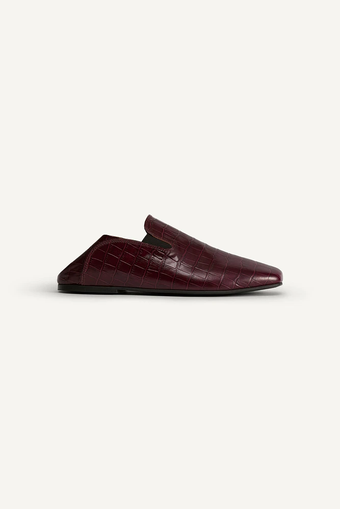 EMBOSSED LEATHER LOAFERS