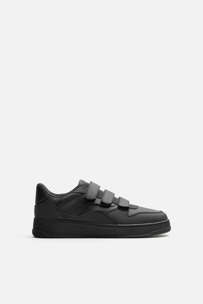 LACELESS SNEAKERS