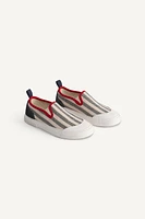 STRIPED SNEAKERS