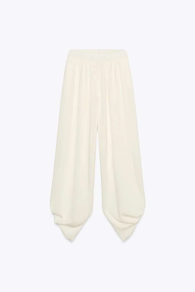 PANTALON EN MAILLE BOUFFANT