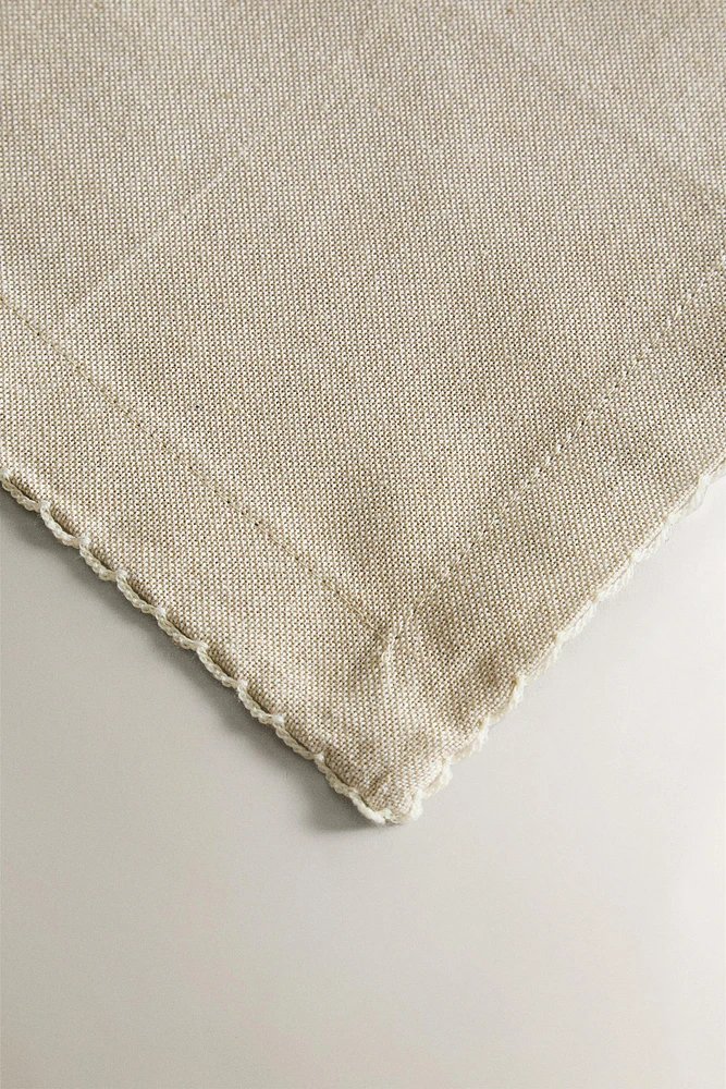 SERVIETTES DE TABLE ONDES