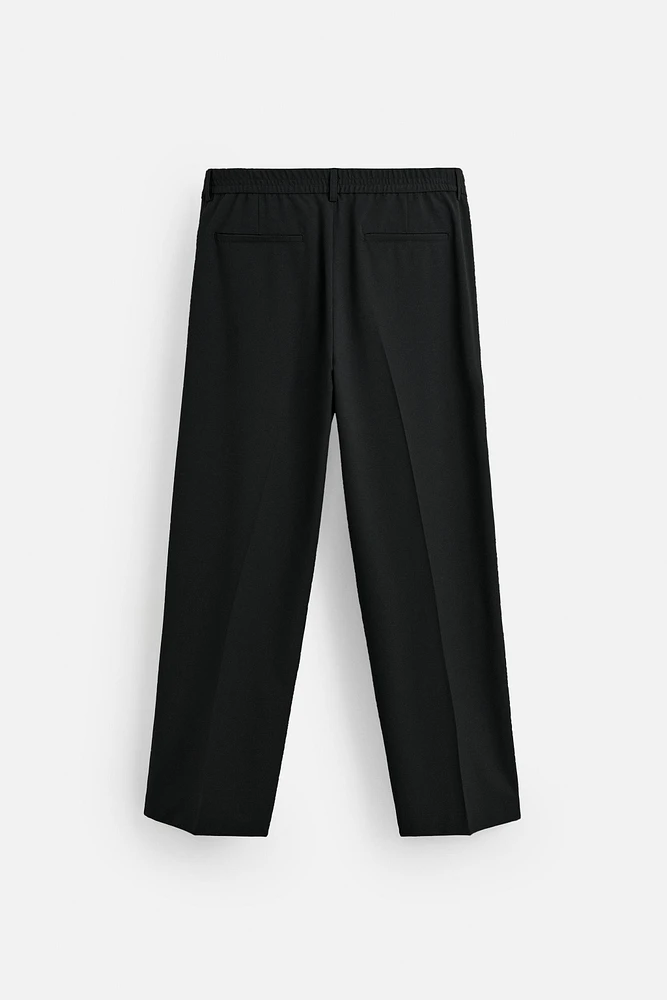PLEATED WIDE FIT PANTS