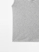 Cotton blend top with blonde lace detail