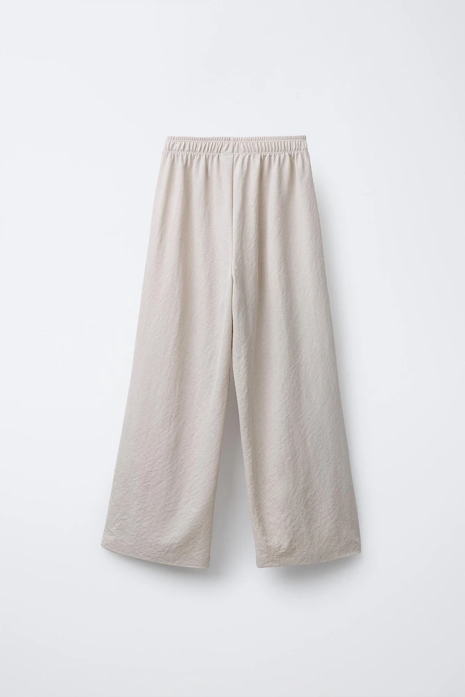 FLOWY WIDE LEG PANTS