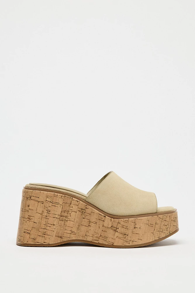 SUEDE PLATFORM WEDGES