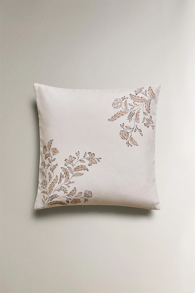 FLORAL PRINT THROW PILLOW COVER