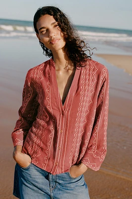 EMBROIDERED SHIRT