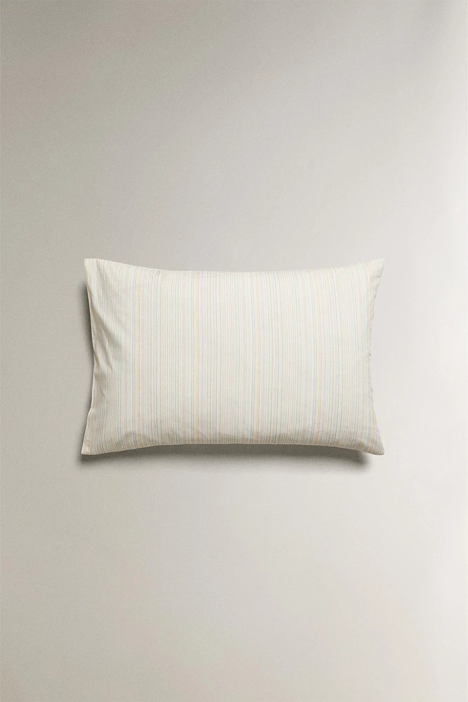 STRIPED PILLOWCASE