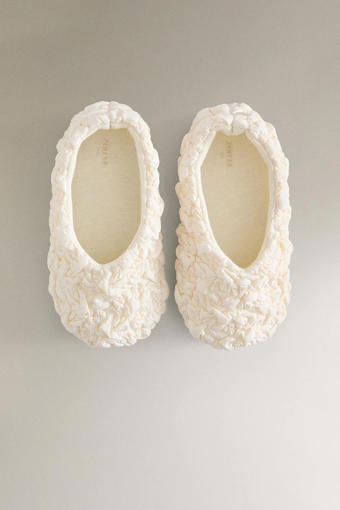 CHILDREN'S TEXTURED BALLET FLATS