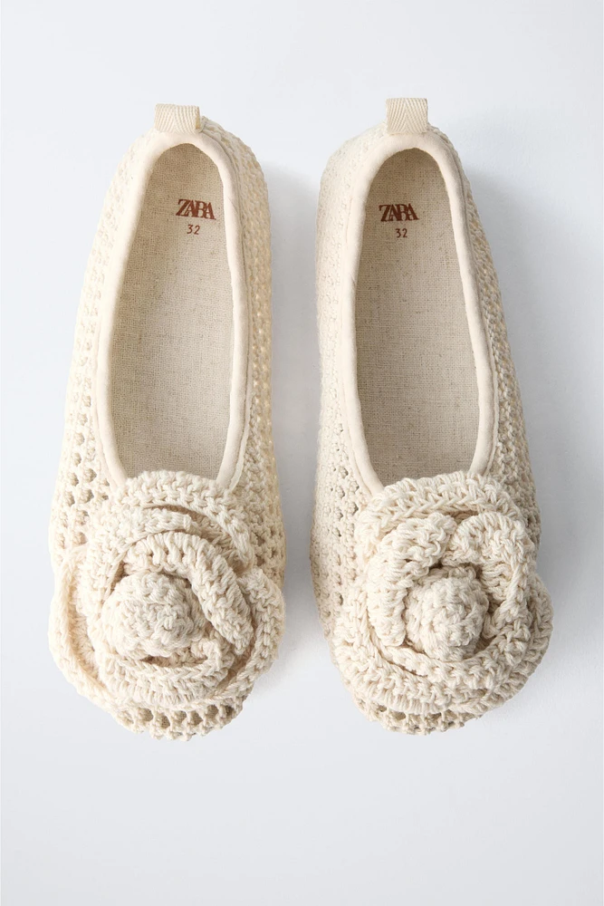 CROCHET FLOWER BALLET FLATS