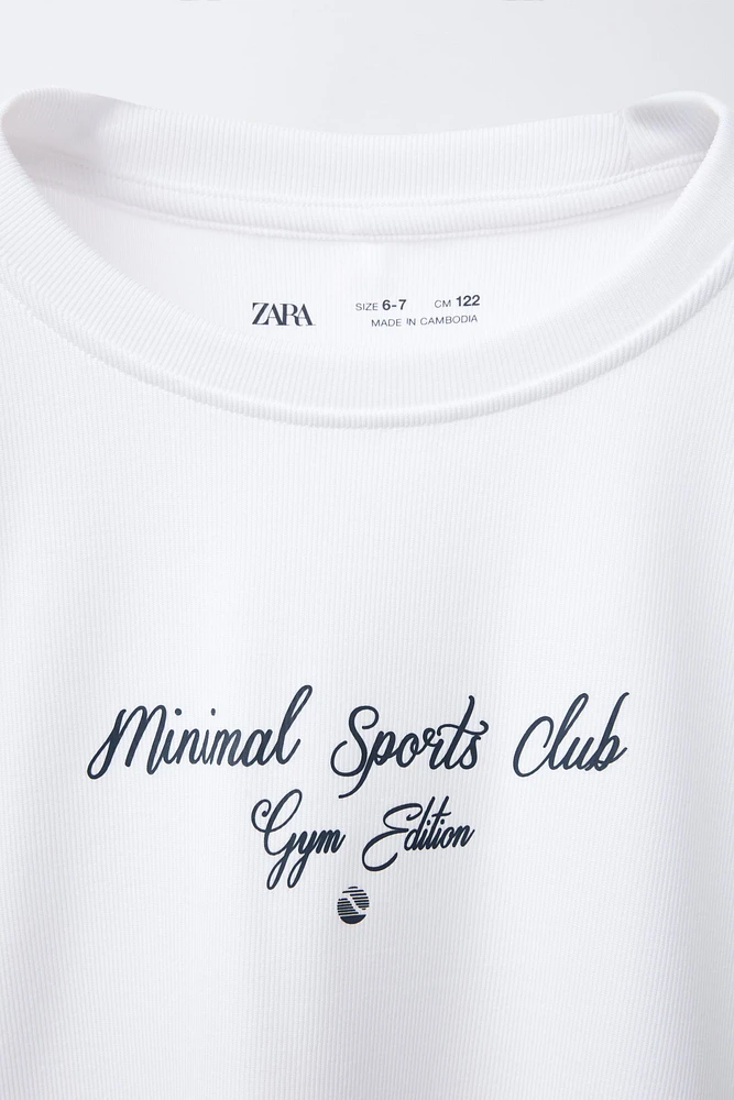 T-SHIRT AVEC INSCRIPTION EN MODAL