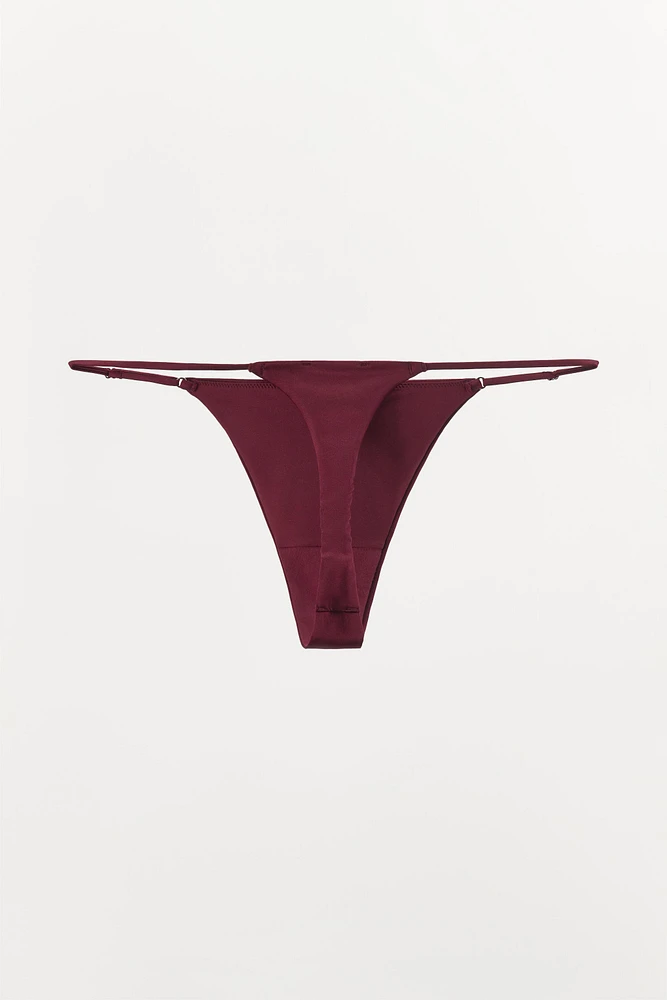 TANGA AVEC SOIE