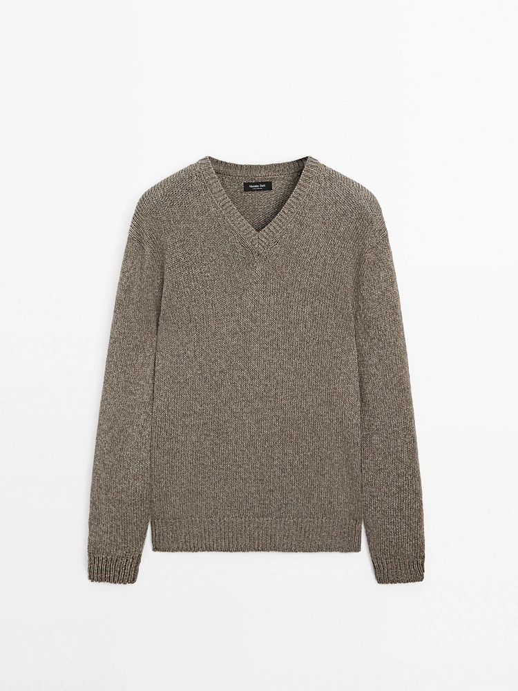 Pull en maille à col V chiné