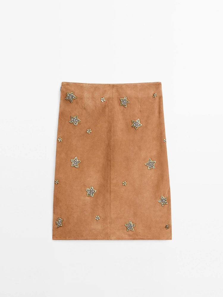 Jupe en cuir et daim avec pierres fantaisie