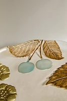 GLASS DESSERT PLATE WITH A FLORAL LEAF DESIGN